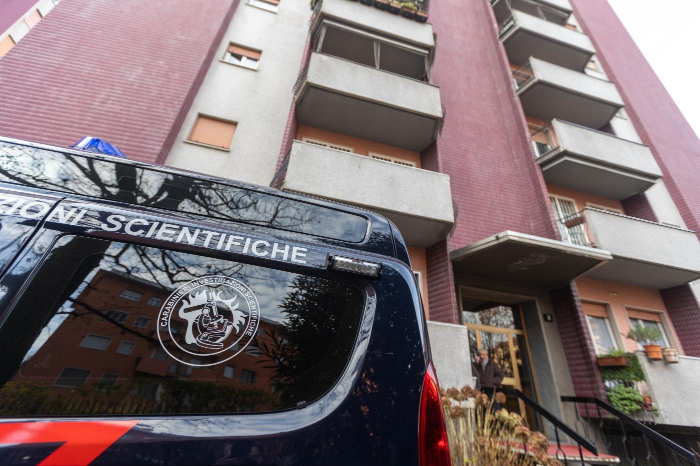 Padova, donna trovata morta in casa: sarebbe stata uccisa Padova, donna trovata morta in casa: sarebbe stata uccisa