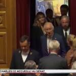 Re Carlo III a Parigi, ovazione al suo arrivo in Senato