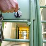 Sassari, detenuto 52enne si impicca col laccio dei pantaloni