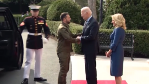 Usa-Ucraina, Zelensky accolto alla Casa Bianca da Biden