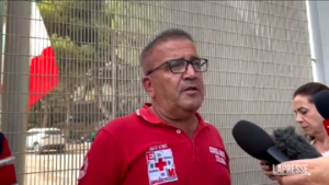 Migranti, Cri: “In hotspot Lampedusa 900 persone tra cui 300 minori”