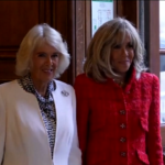 Parigi, Camilla alla Biblioteca Nazionale con Brigitte Macron