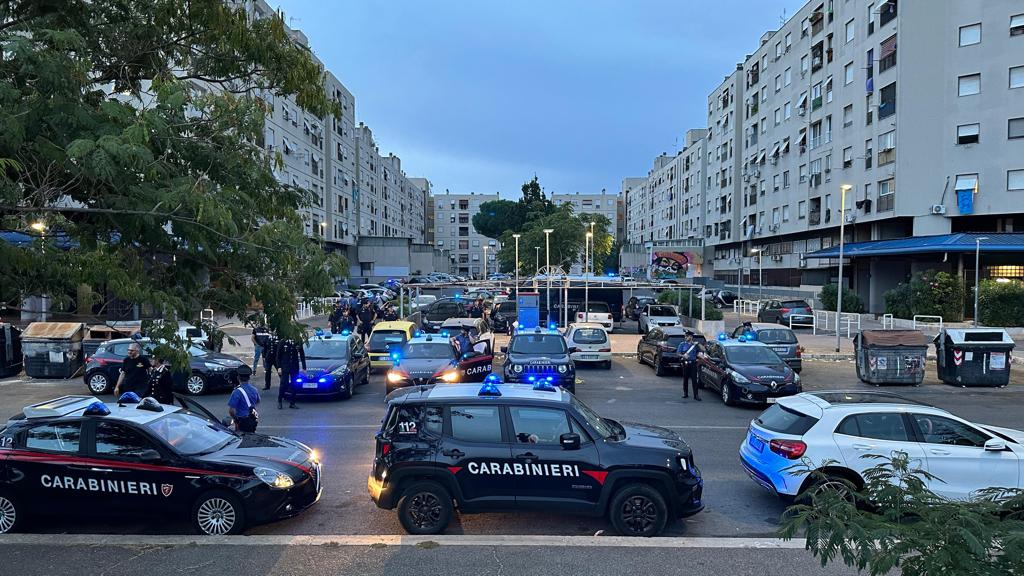 Roma, blitz a Tor Bella Monaca Roma, blitz a Tor Bella Monaca