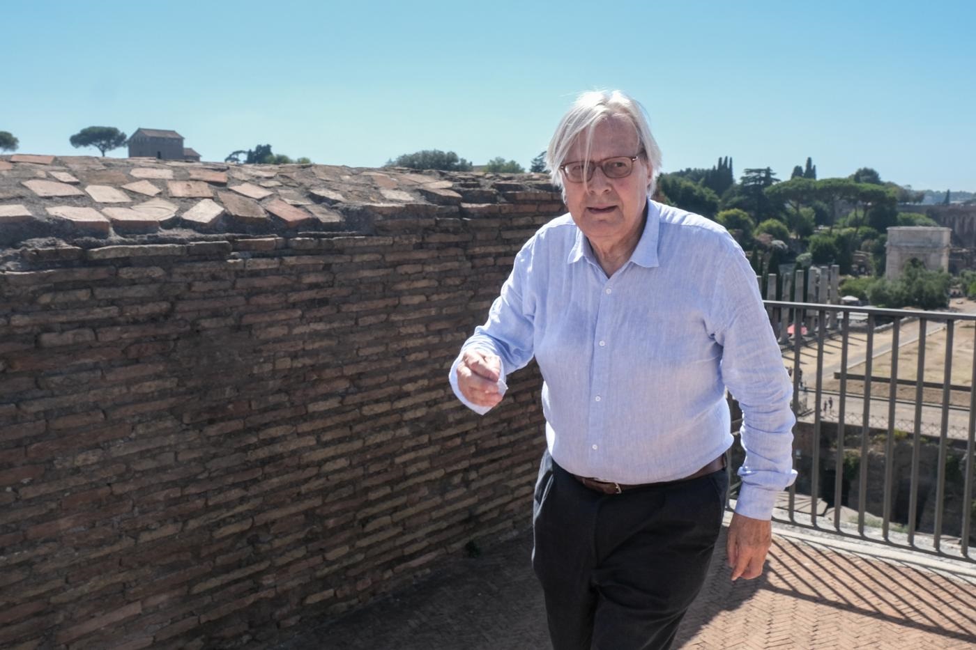 Museo Egizio Torino, Sgarbi: “Da Greco nessun razzismo, nemmeno Meloni lo pensa”