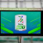 Calcio, accordo Figc, Aia e Dazn: da domani audio Var in tv