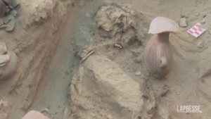 Perù, 8 mummie ritrovate durante i lavori per la rete del gas