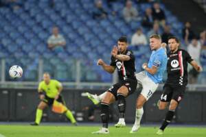 Lazio-Monza 1-1, al rigore di Immobile risponde Gagliardini