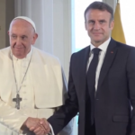 Marsiglia, le immagini dell’incontro privato tra Papa Francesco e Macron
