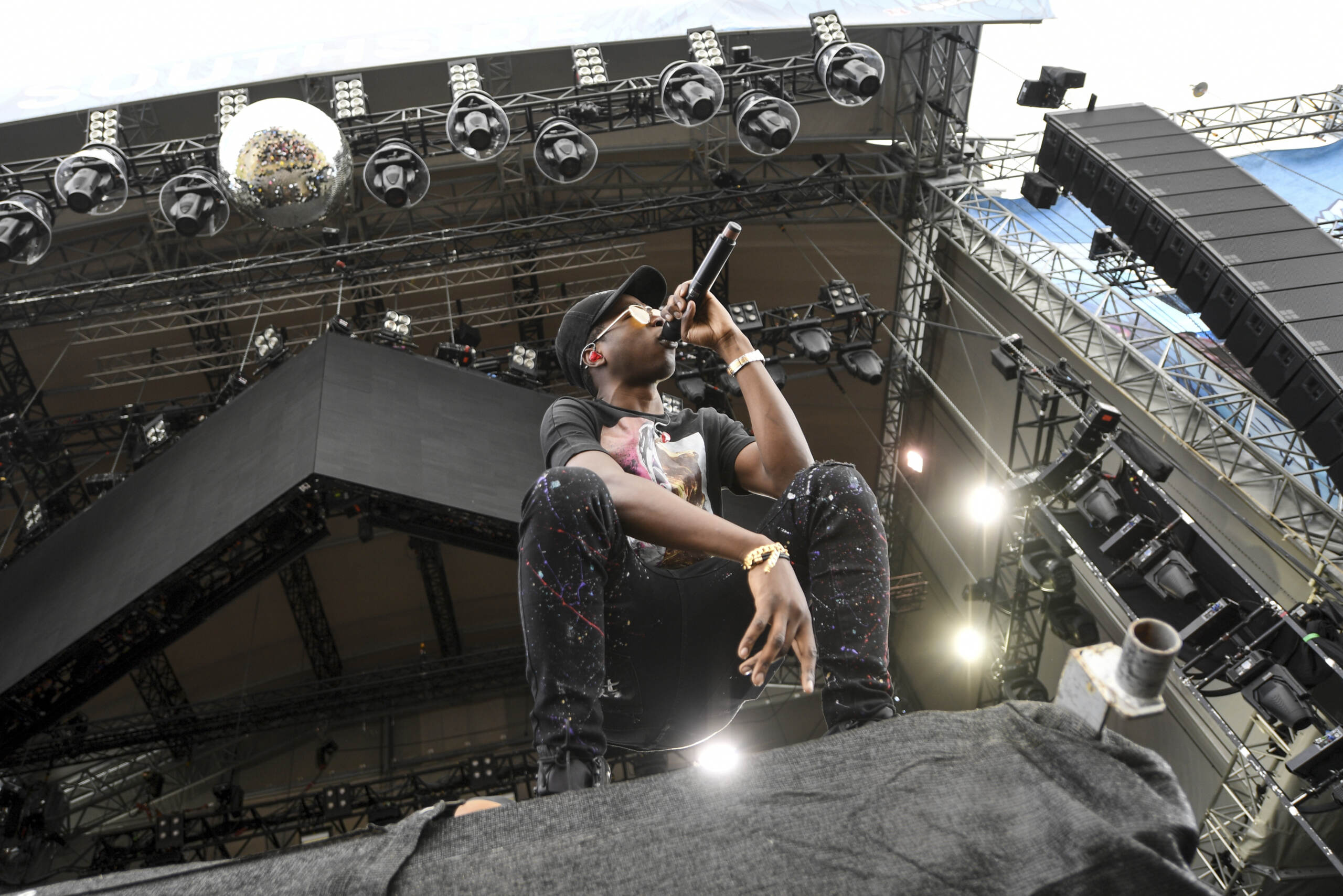 Il rapper francese Mhd condannato a 12 anni per omicidio