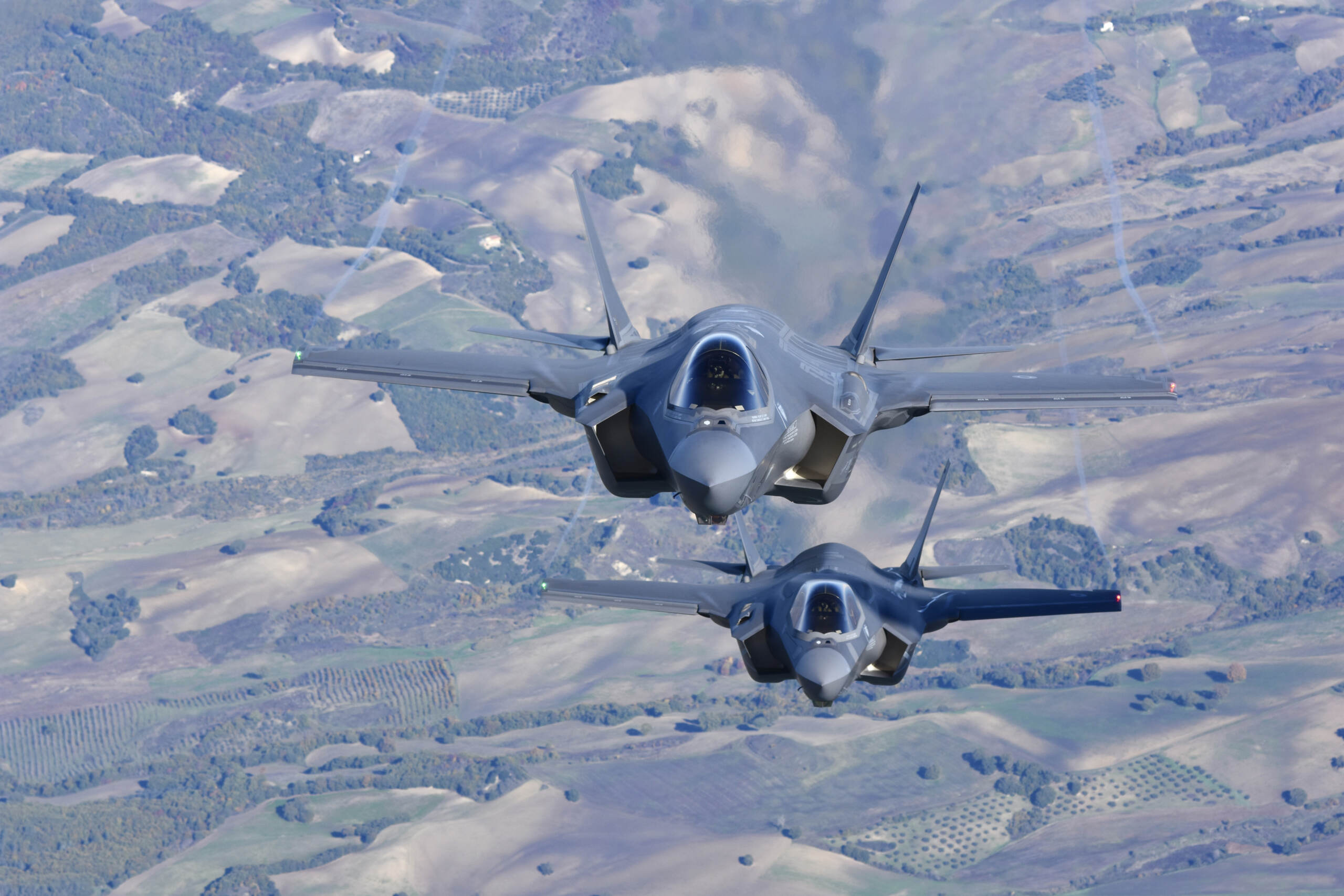 Ucraina, F-35 italiani scortano fuori spazio aereo Nato velivoli non identificati