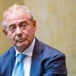 Caro voli, Urso ai giornalisti: “Siete una categoria privilegiata”