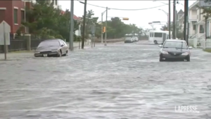 Usa, la tempesta Ophelia sul New Jersey: inondazioni e mareggiate