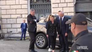 Funerali Napolitano, l’arrivo di Giorgia Meloni