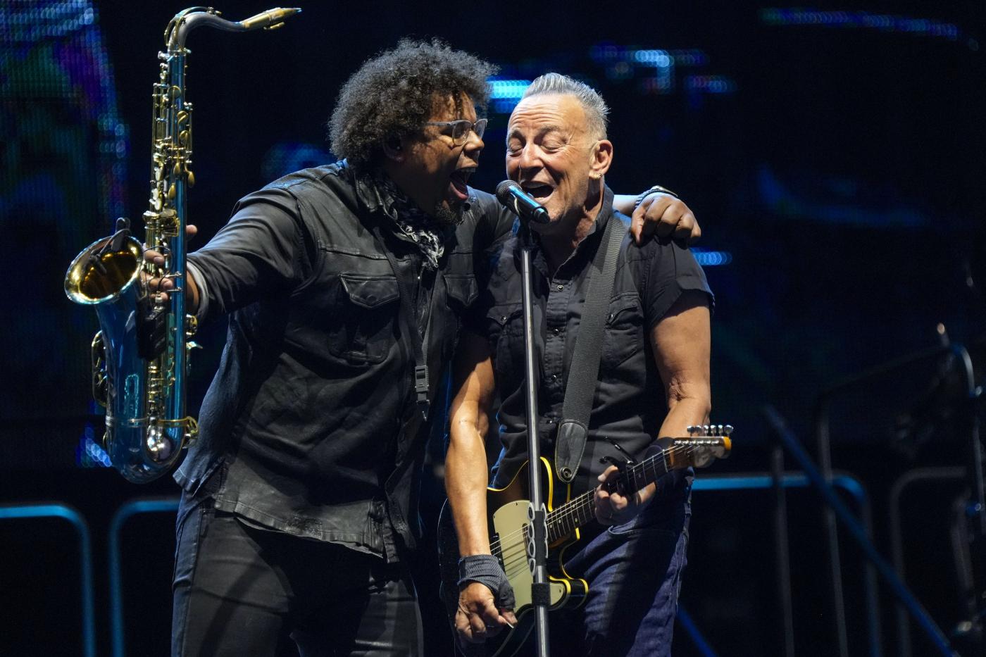 Bruce Springsteen rinvia tour Usa 2023: “Problemi di salute”
