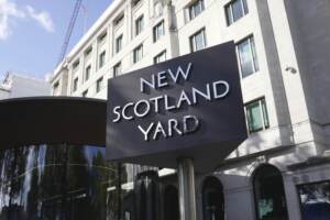 Regno Unito, 15enne pugnalata a morte a Londra: arrestato un ragazzo