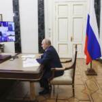 Russia, Putin: “Lavoriamo a nuove armi nucleari”