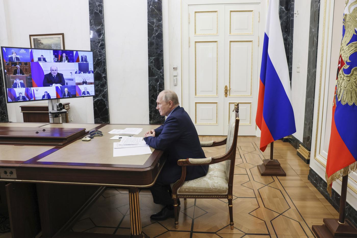Russia, Putin: “Lavoriamo a nuove armi nucleari”