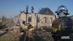 Ucraina, bombardamento russo sulla regione di Donetsk: ucciso un uomo