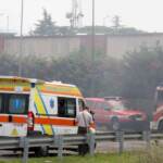 Pavia, scontro tra due auto in tangenziale: un morto