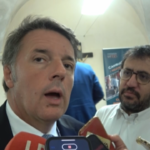 Migranti, Renzi: “Meloni chiede coinvolgimento Ue ma è alleata di Polonia e Ungheria”