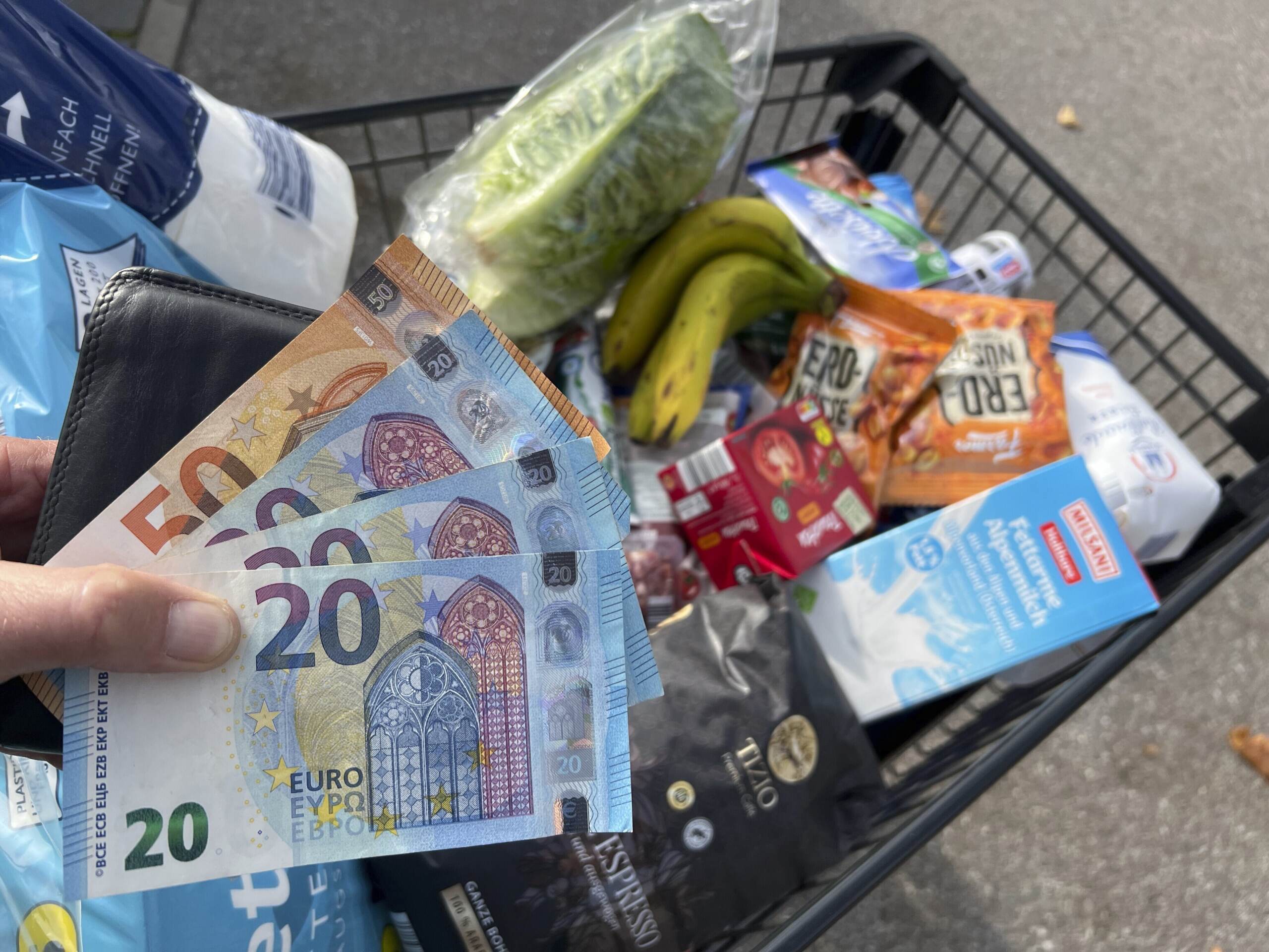 Inflazione, a marzo invariata su mese: sale all’1,2% su anno