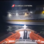 Agrigento, fiamme su traghetto da Lampedusa: salvi tutti i passeggeri