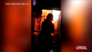 Incendio Murcia, dentro il rogo della discoteca: il video dei pompieri