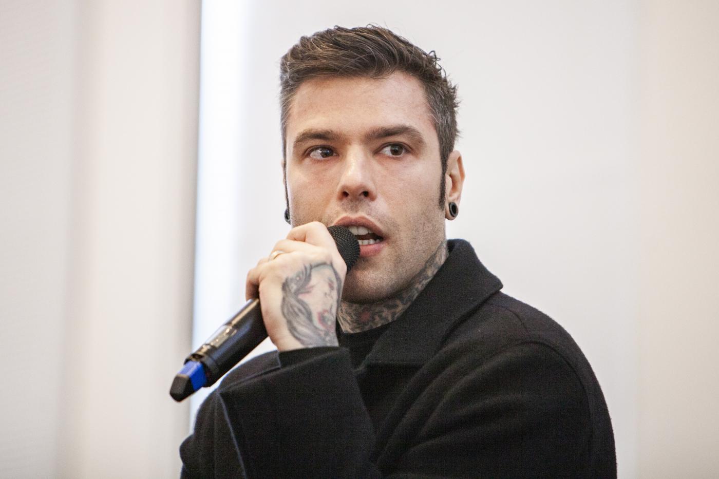 Codacons: “Gip dispone imputazione coatta per Fedez”