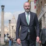 Migranti, Weber: “Scholz vada a Tunisi e supporti memorandum”