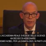 Premio Nobel per la Chimica 2023: l’annuncio dei vincitori Bawendi, Brus ed Ekimov