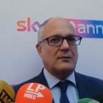 Taxi a Roma, Gualtieri: “Di fronte a picco di turisti la città soffre”