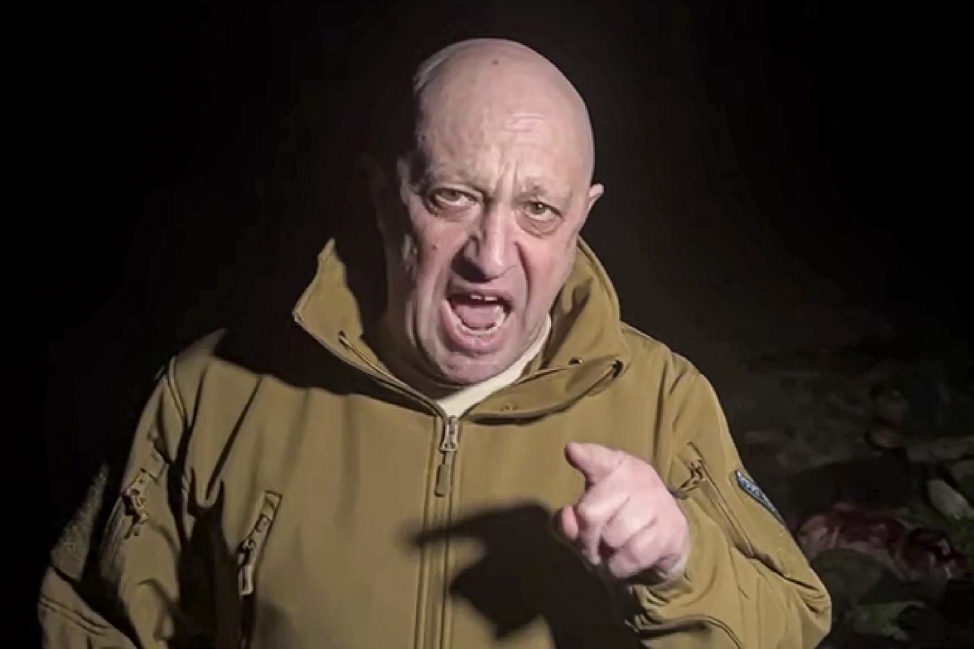 Morte Prigozhin, Putin: “Frammenti bombe a mano tra i resti”
