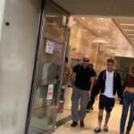 Milano, Fedez esce da ospedale: “Sto bene, ringrazio donatori di sangue”