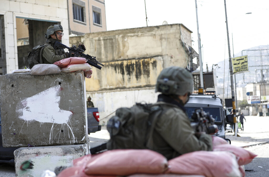 Cisgiordania, scontri a Huwara: ucciso 19enne palestinese
