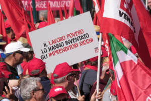 Landini: “Governo cambi sue politiche, no a modifiche Costituzione”