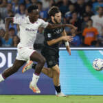 Serie A, Fiorentina passa 3-1 a Napoli: viola agganciano Juve al 3° posto