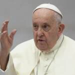 Medioriente, Papa Francesco: “Armi e attacchi si fermino”