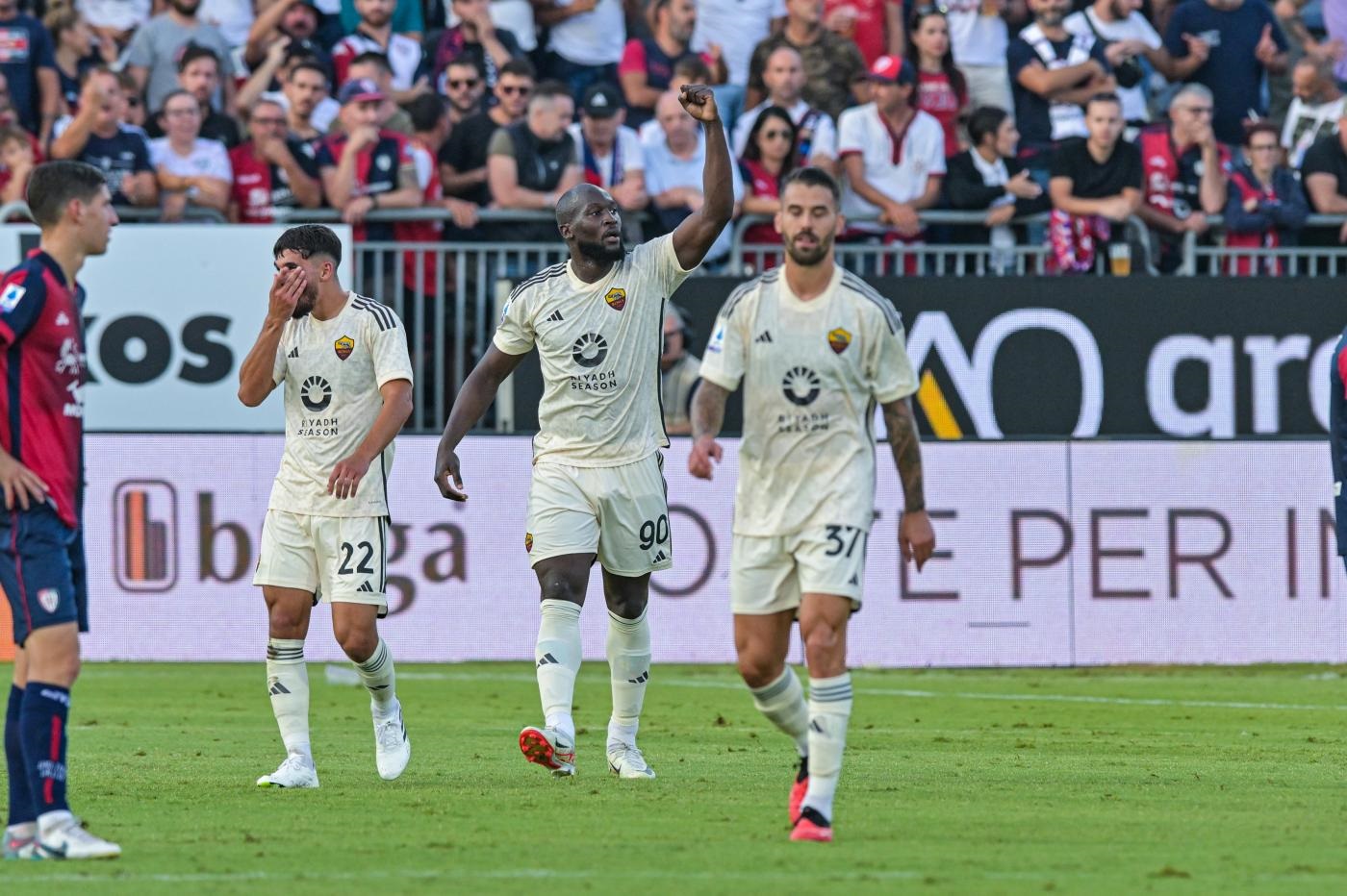 Cagliari-Roma 1-4, doppietta di Lukaku
