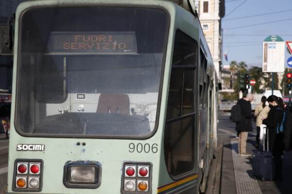 Trasporti, oggi sciopero di 24 ore dei mezzi pubblici