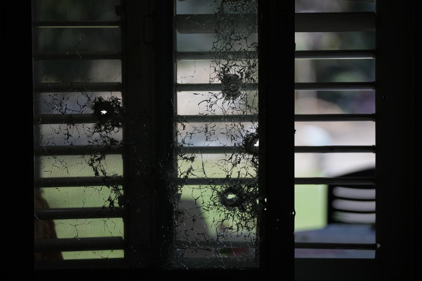 Israele, figlio italiani dispersi: “Terroristi tentavano irruzione in casa” Israele, figlio italiani dispersi: “Terroristi tentavano irruzione in casa”