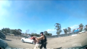 Israele, il video di una dashcam mostra l’attacco di Hamas al rave