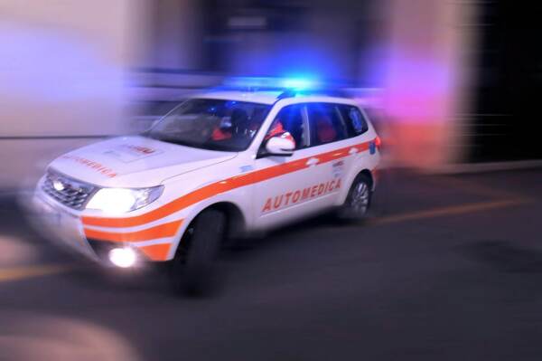 118 emergenza Intervento auto medica Soccorso