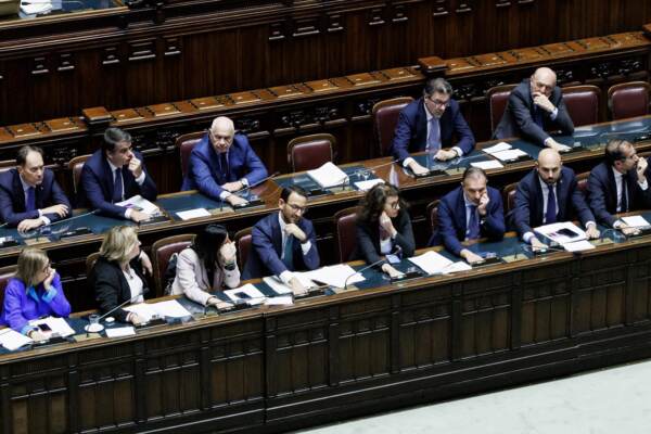 Nadef, ok Senato a scostamento a maggioranza assoluta