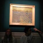 Crisi climatica, gettarono zuppa sul Van Gogh: attivisti a processo domani