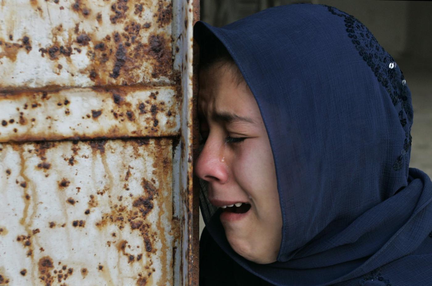 Israele assedia Gaza, l’Egitto dice no al corridoio per far uscire i palestinesi