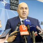 Israele, Crosetto: “Non confondere Hamas con popolo palestinese”