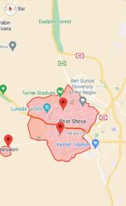 Una mappa della città, nei punti rossi i luoghi dove sono caduti i missili mentre la studentessa era lì