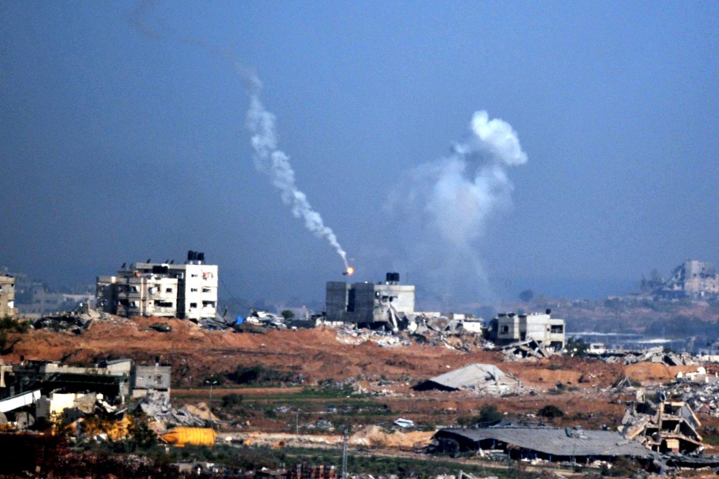 Israele, l’esercito nega uso fosforo bianco a Gaza