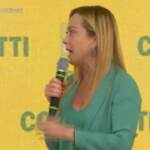 L.Bilancio, Meloni: “Concentrati su cose serie, non buttare soldi”