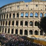 Roma, giornalista aggredita al Colosseo: indagava su bagarinaggio